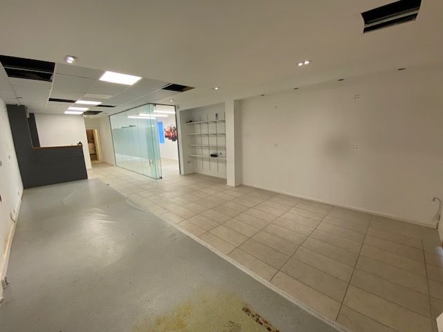 Property photo 3 of 4