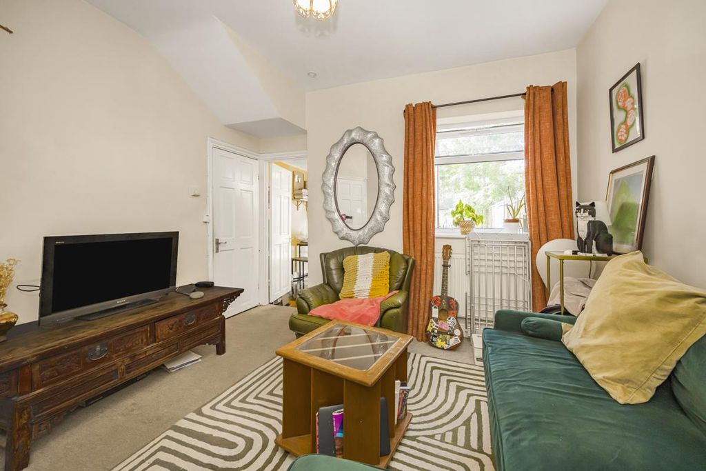 Property photo 3 of 15 3.Jpg