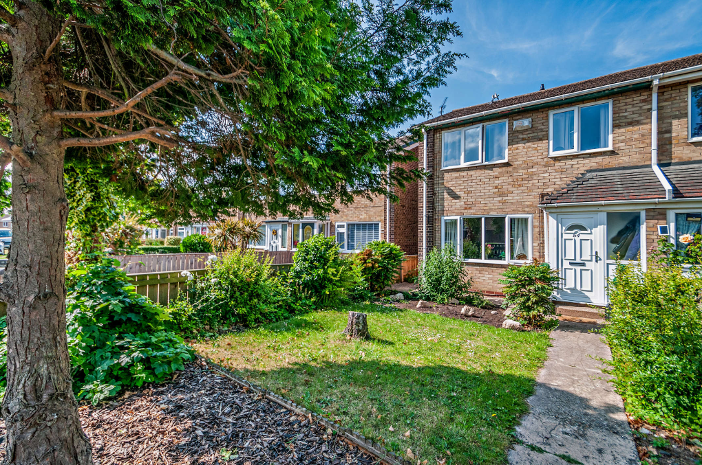 Property photo 1 of 11
