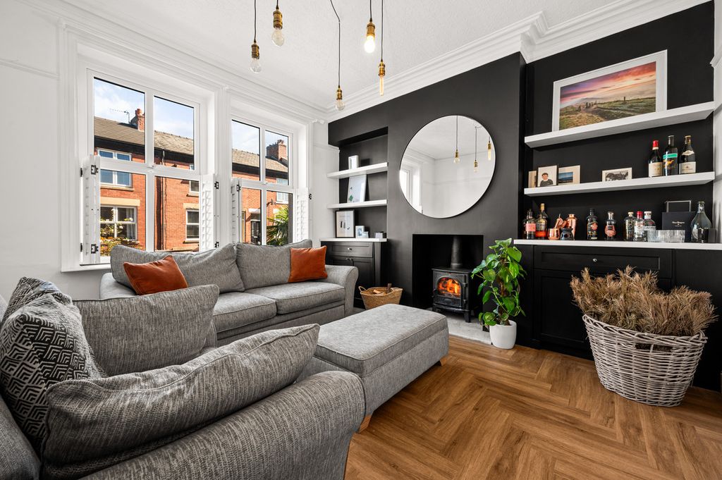 Property photo 3 of 29