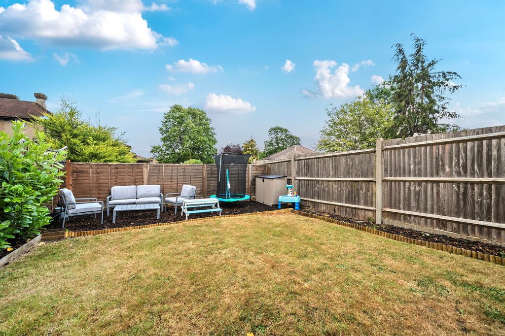 Property photo 2 of 18