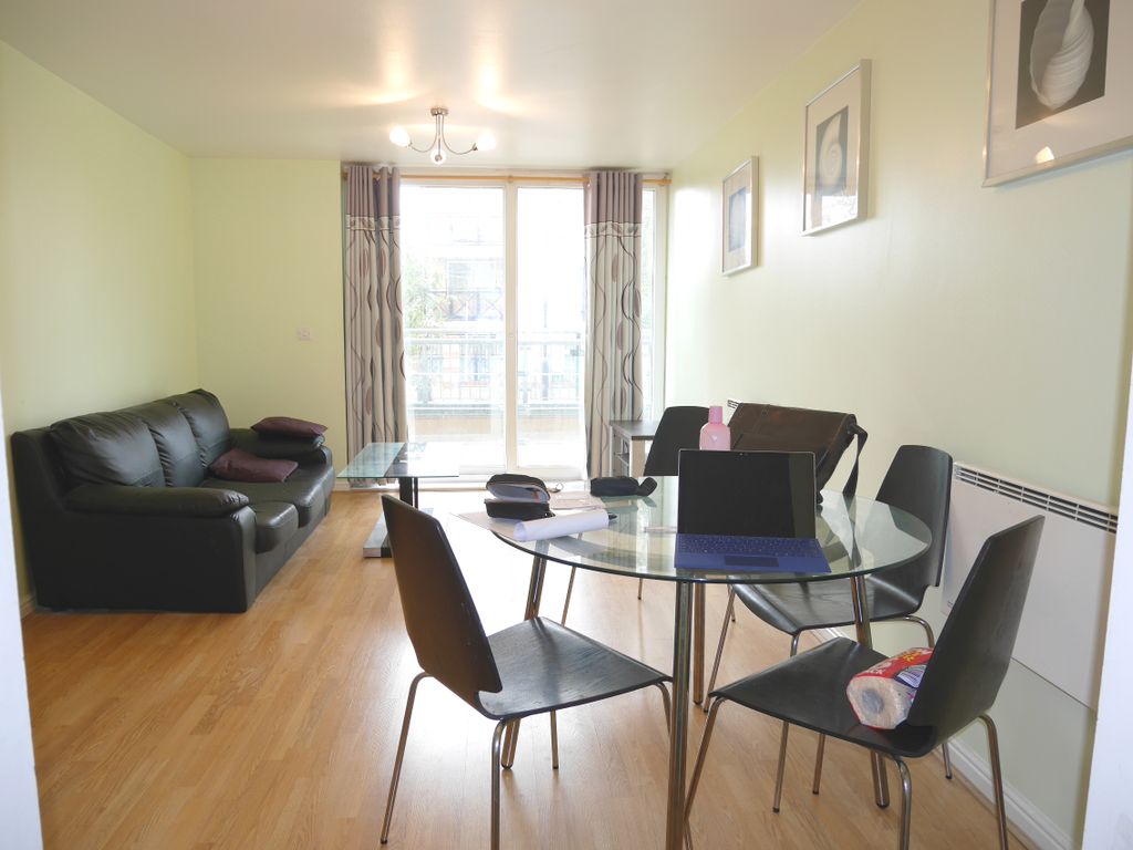 Property photo 3 of 11