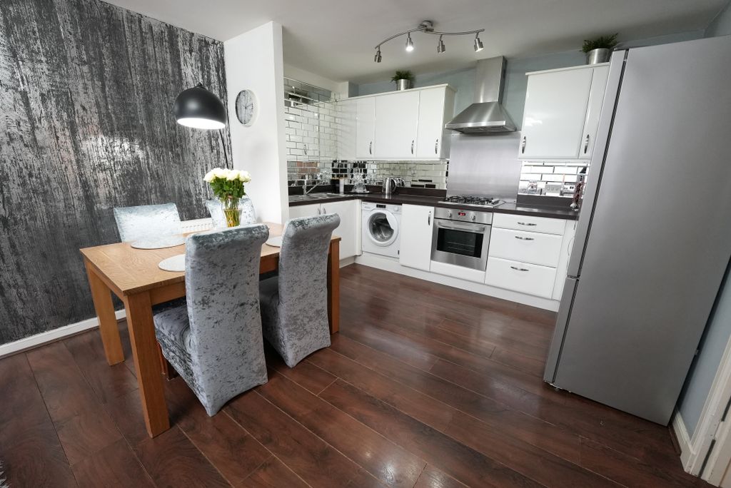 Property photo 3 of 21 Open Plan Kitchen