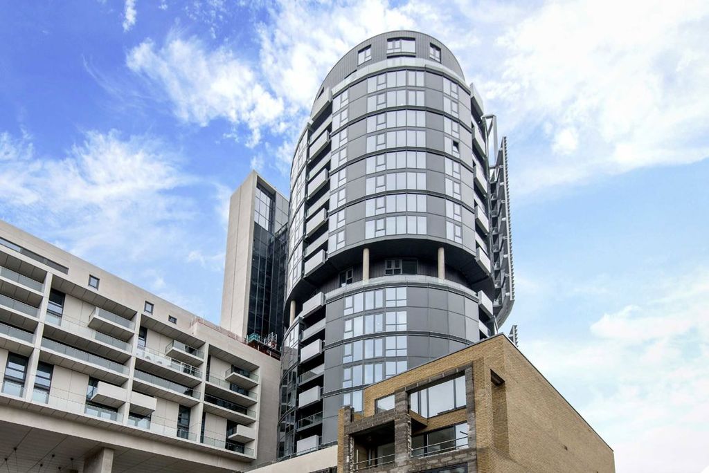 Property photo 1 of 9