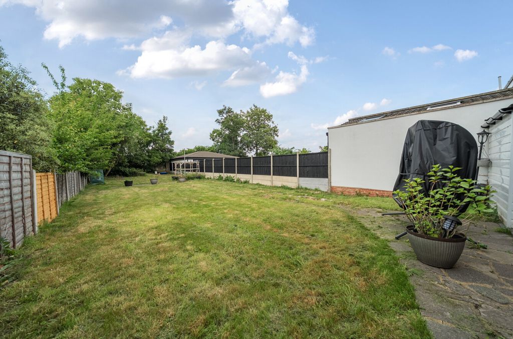 Property photo 3 of 15 1298567-20-6834E6...