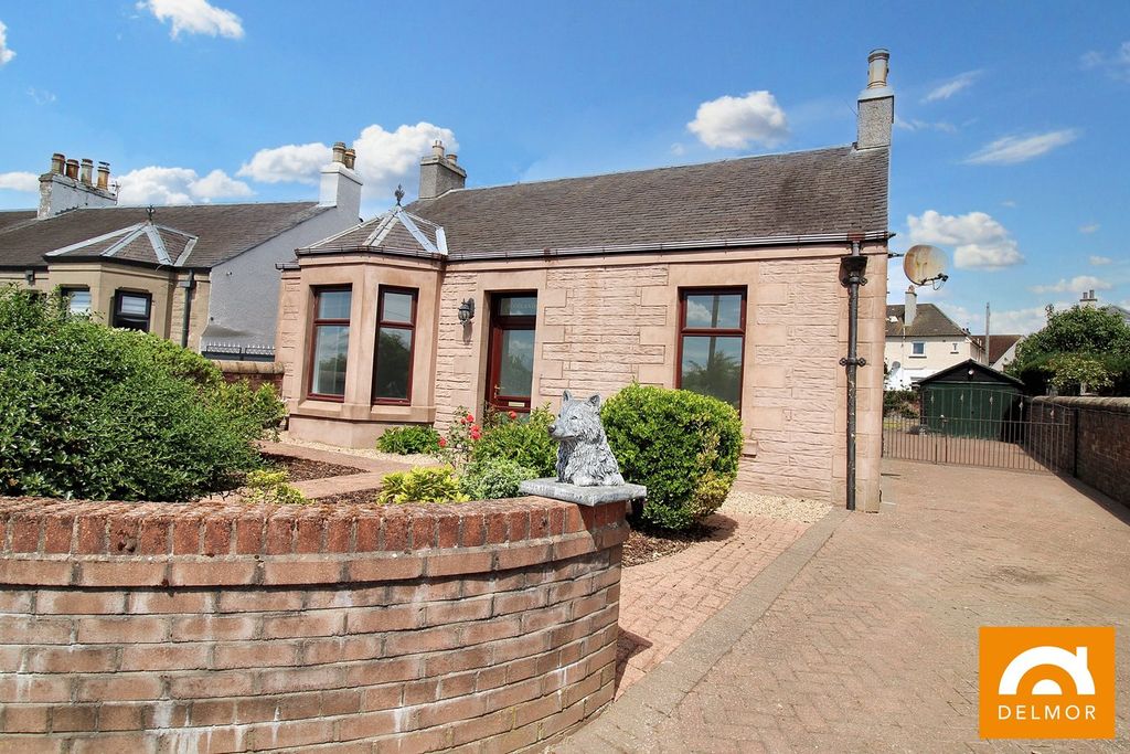 Property photo 3 of 25