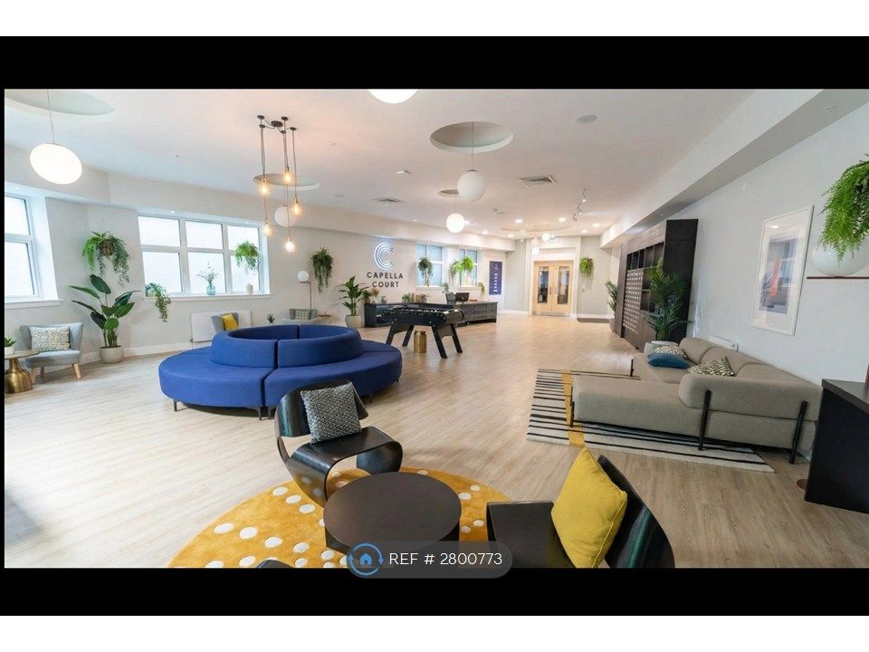 Property photo 2 of 11 Lounge