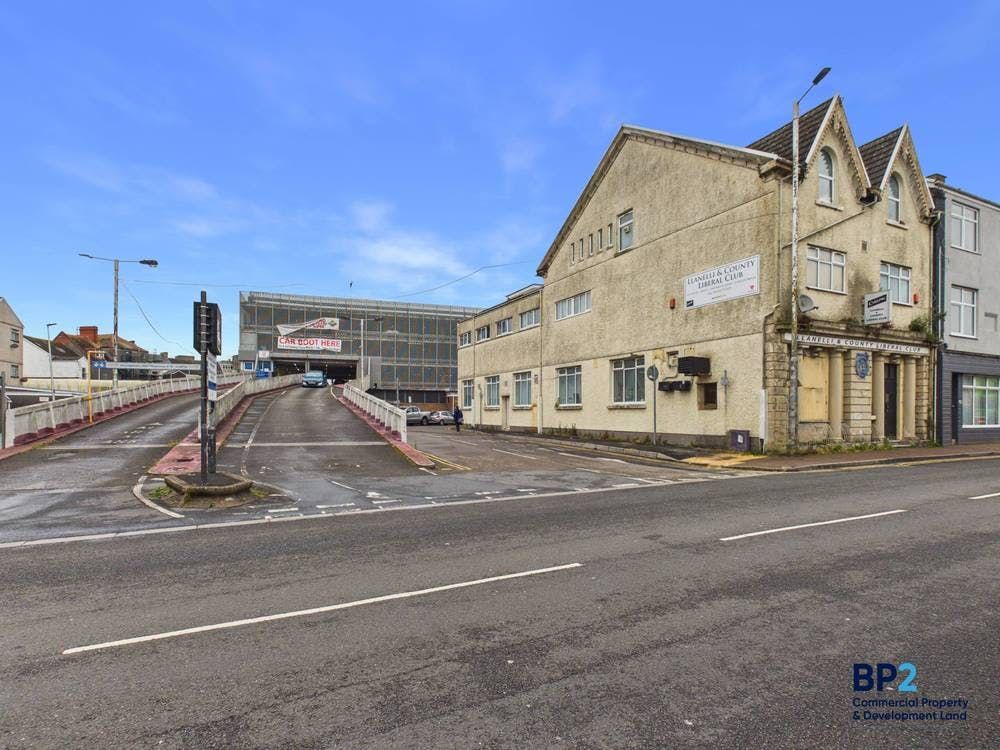Property photo 3 of 5 Cam03725G0-Pr0093-Still005-Thumbnail-H750-70.Jpg