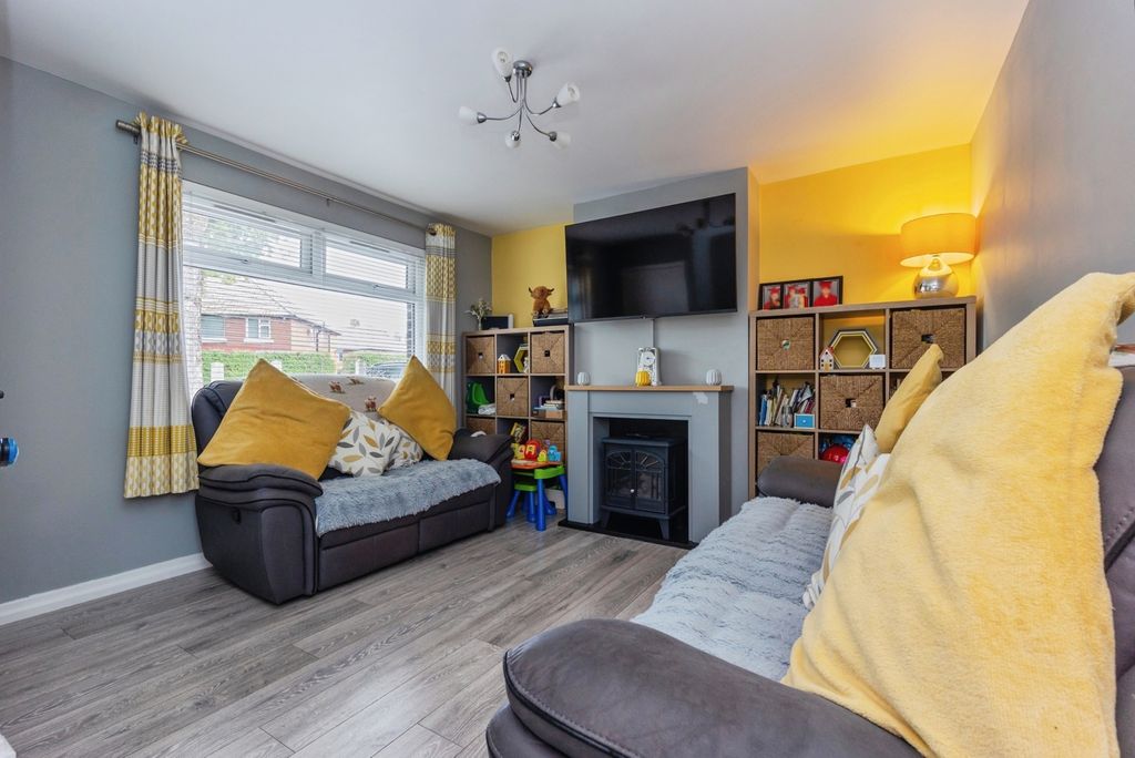 Property photo 3 of 17 Pbox-Img.Jpg
