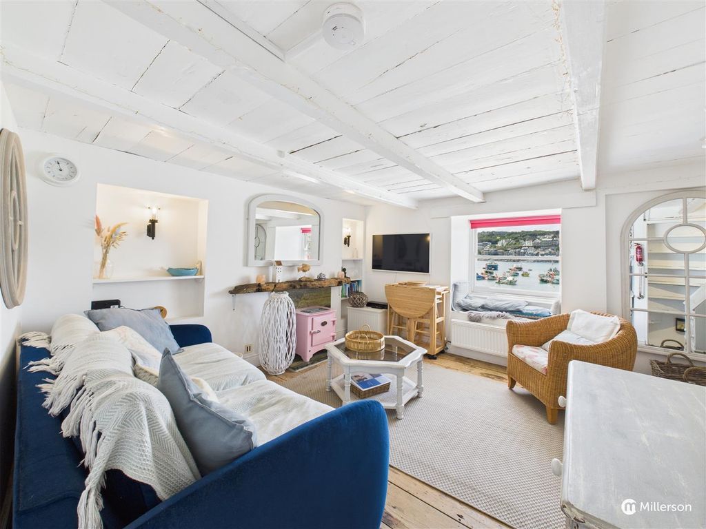 Property photo 3 of 24 Cam05426G0-Pr0028-Still001.Jpg