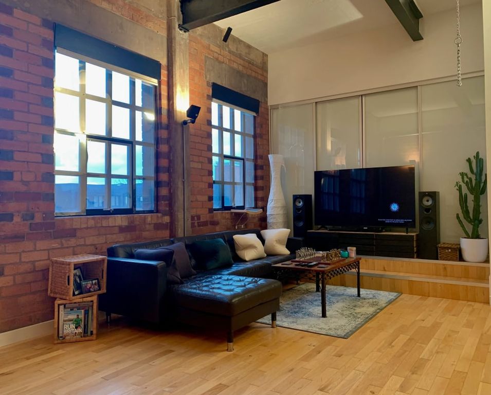 Property photo 2 of 16