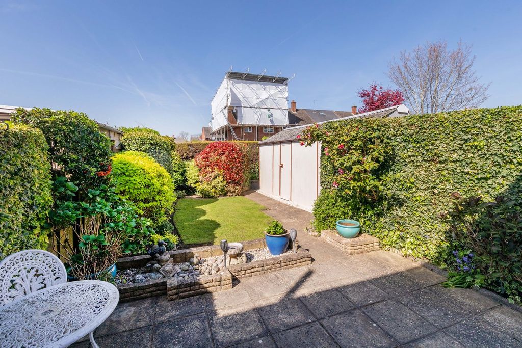 Property photo 2 of 14