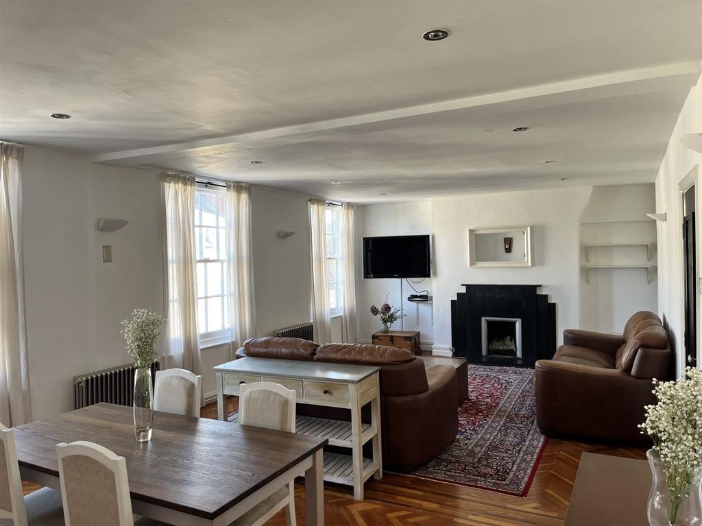 Property photo 3 of 11 Thumbnail_Img_7466.Jpg