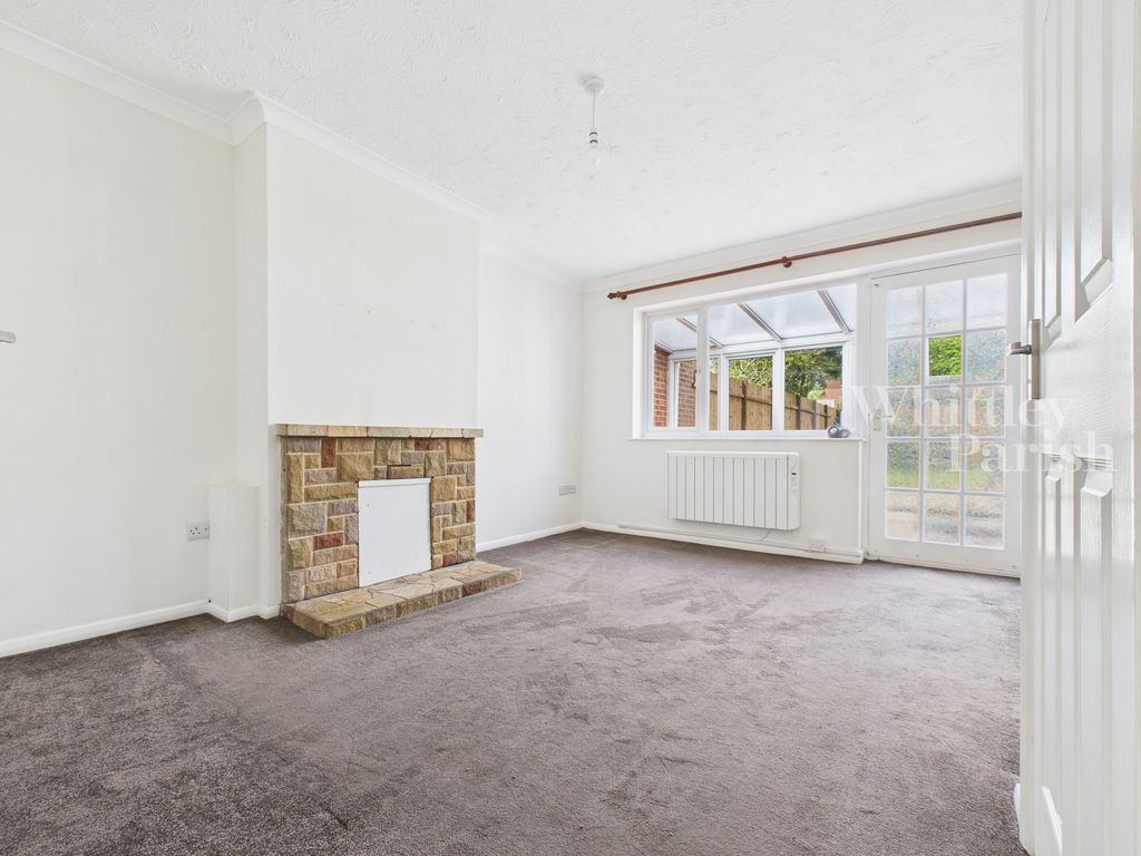 Property photo 2 of 14 Cam01915G0-Pr0519-Still011
