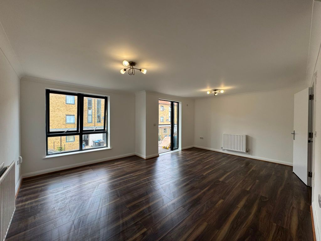 Property photo 3 of 17 Cresswell House, Hirst Crescent (4)