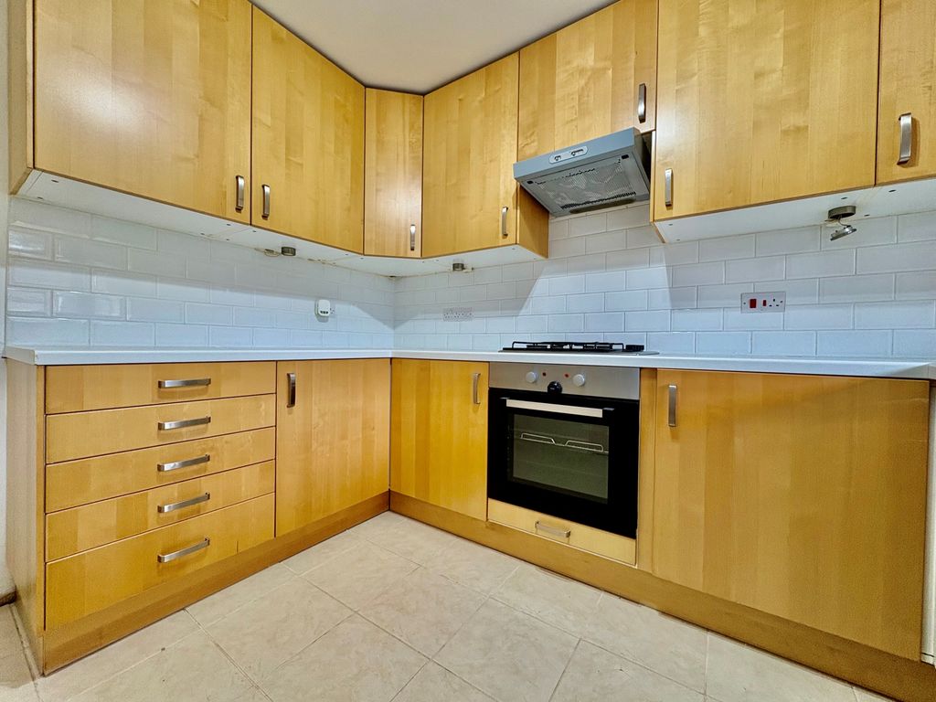 Property photo 3 of 13 Bathroom