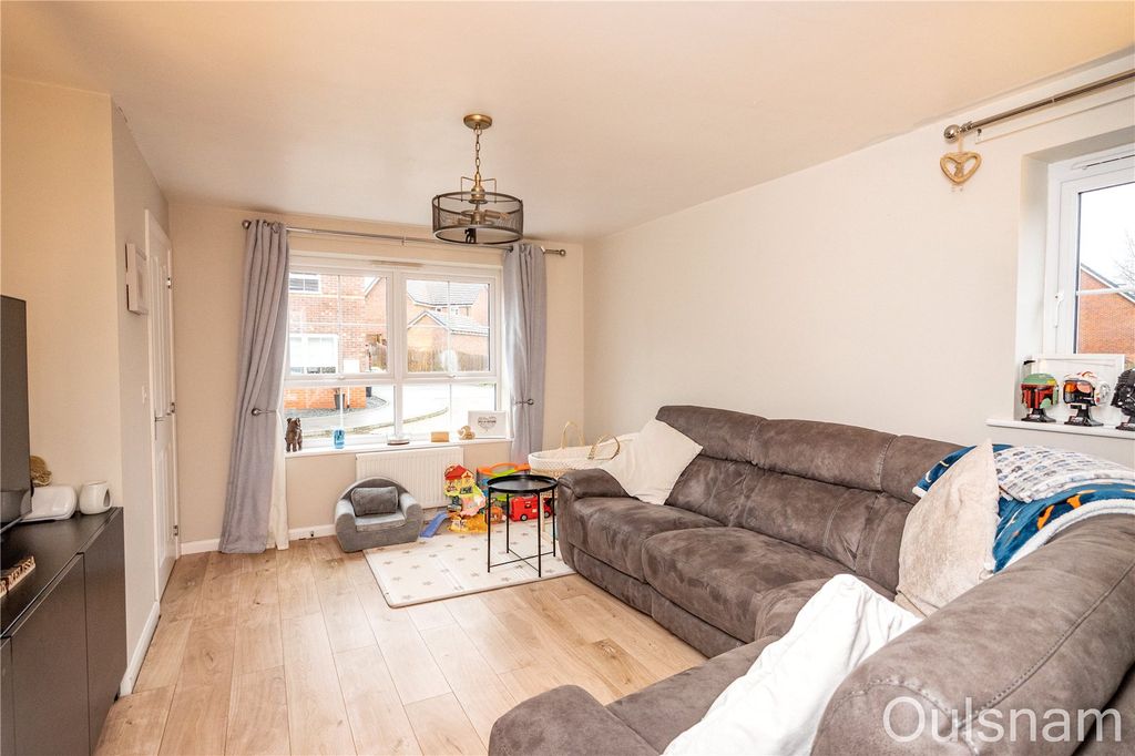 Property photo 2 of 16 Picture No. 13