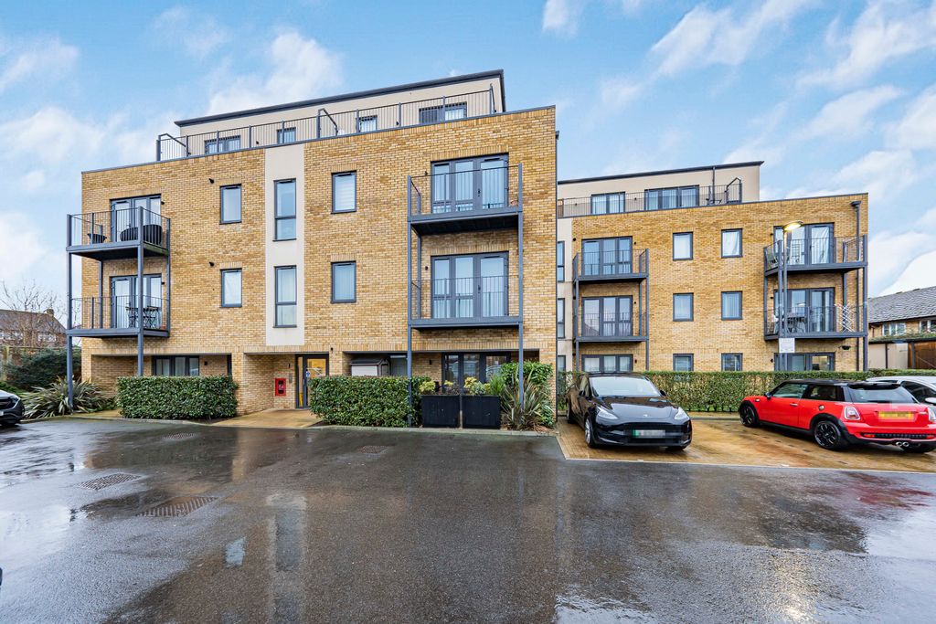 Property photo 1 of 12 Photo Jan 15 2026, 4 01 27 Pm