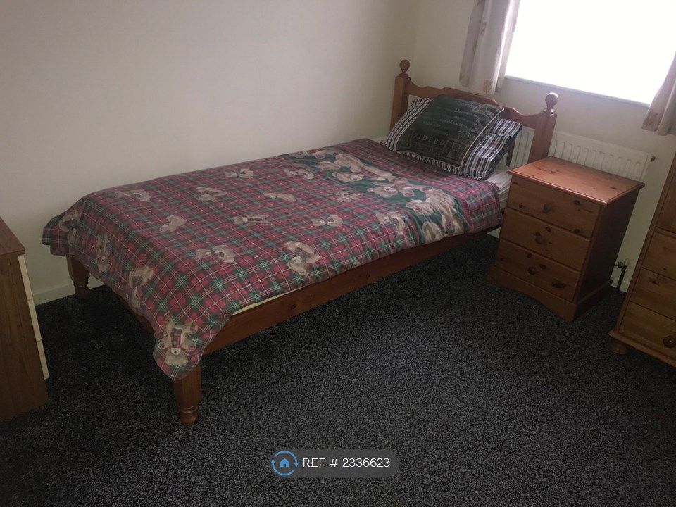 Property photo 2 of 3