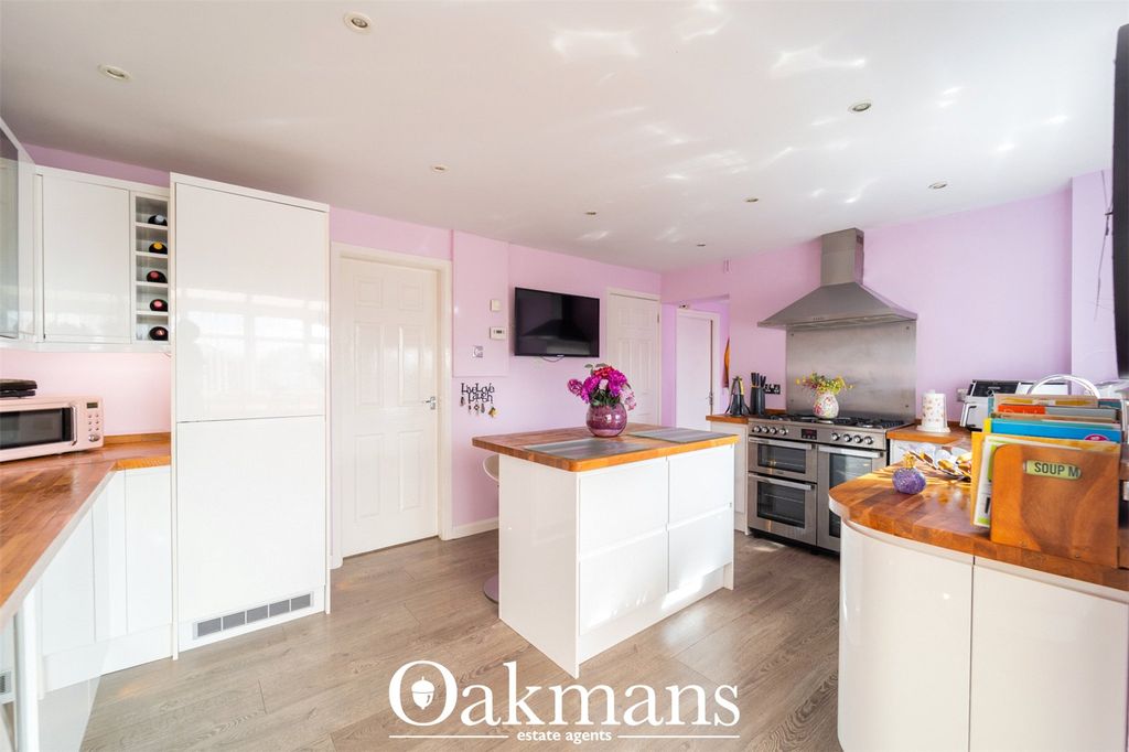 Property photo 3 of 27 Picture No. 21