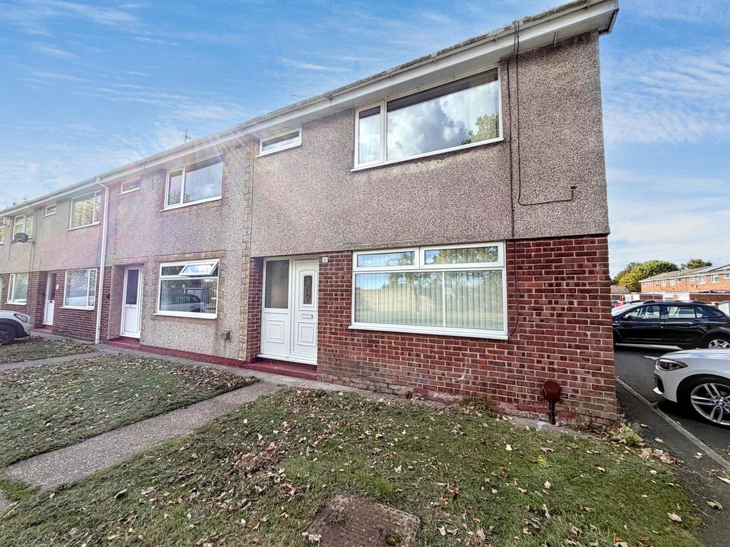 Property photo 1 of 18