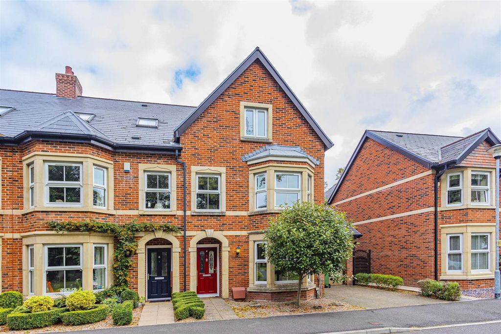 Property photo 1 of 24 Heol Wilf Wooler 4-1.Jpg
