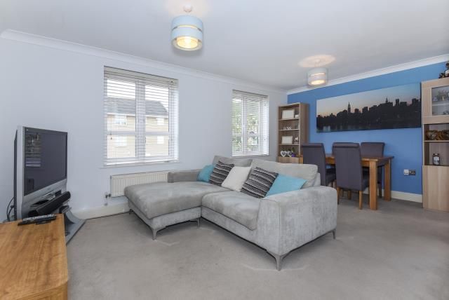 Property photo 1 of 8 Reception