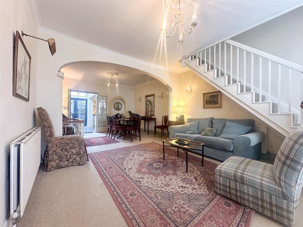 Property photo 2 of 11 Sitting Room