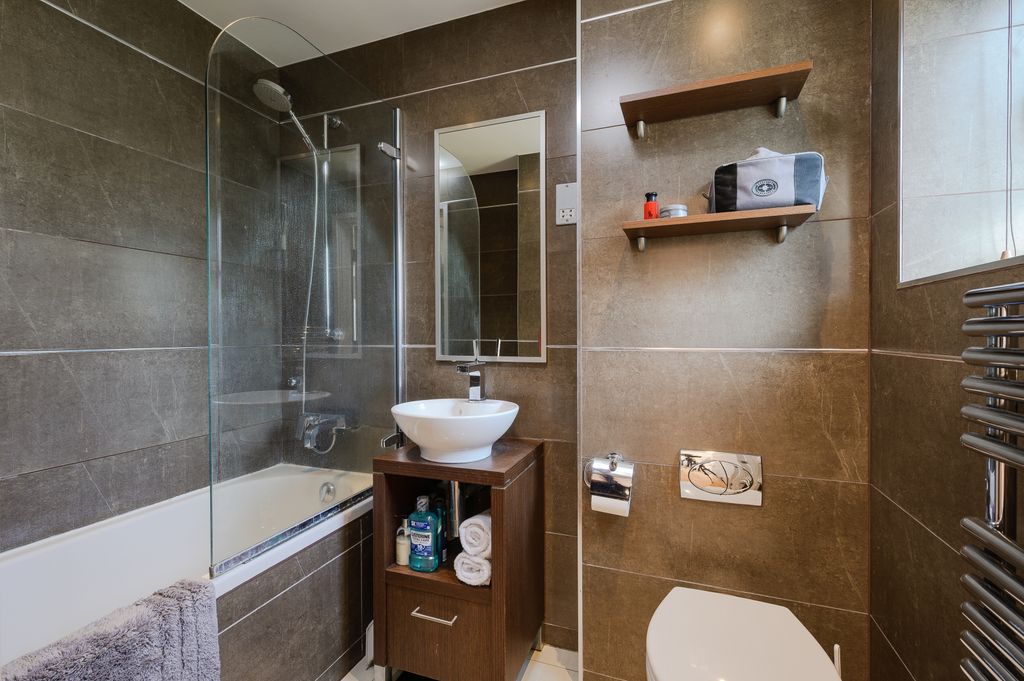 Property photo 3 of 14 Picture No. 06