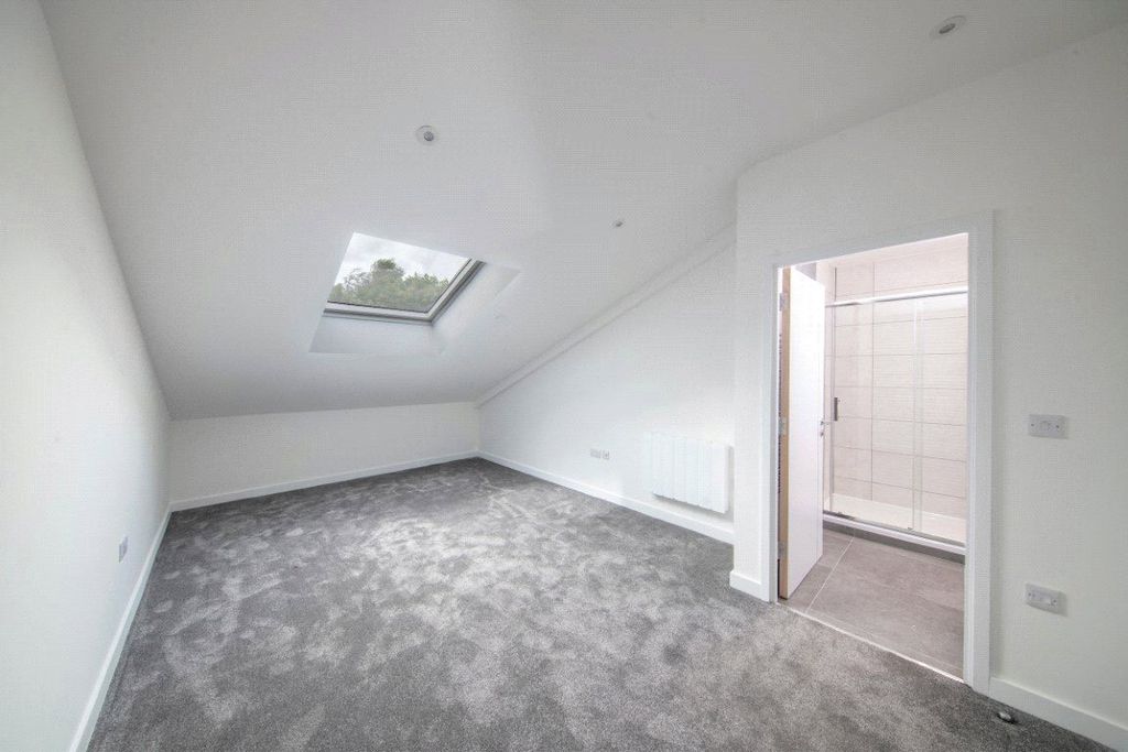 Property photo 2 of 14 Internal View