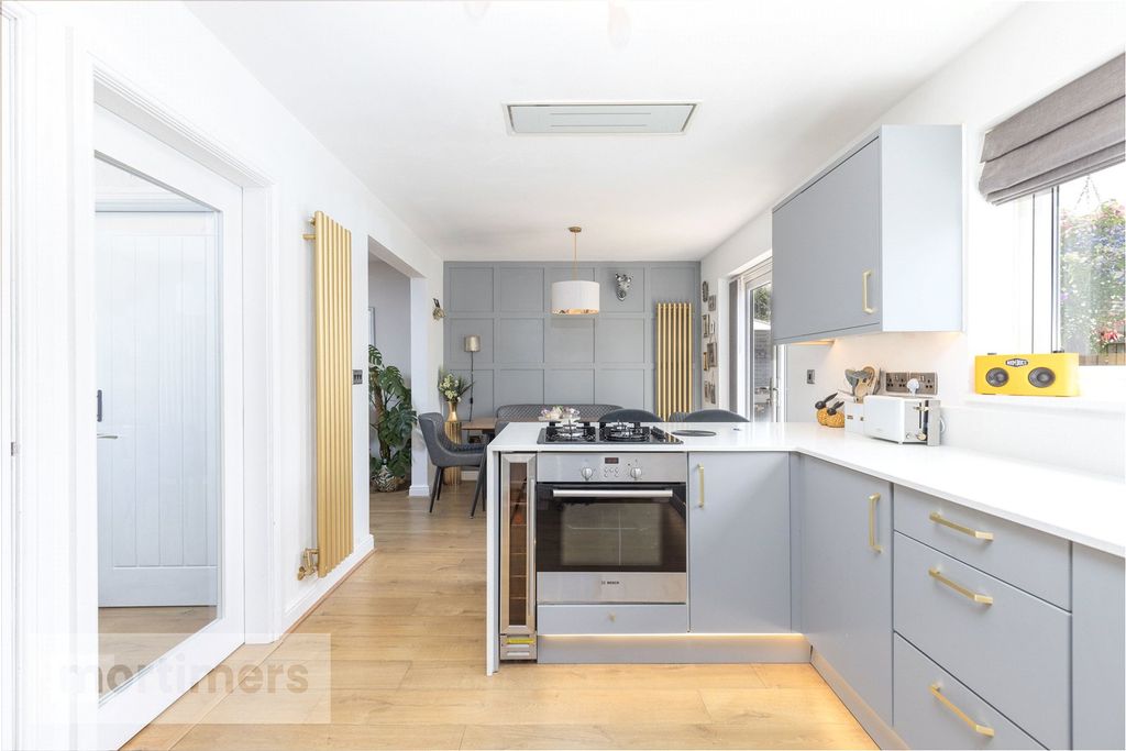 Property photo 2 of 25 Kitchen/Diner
