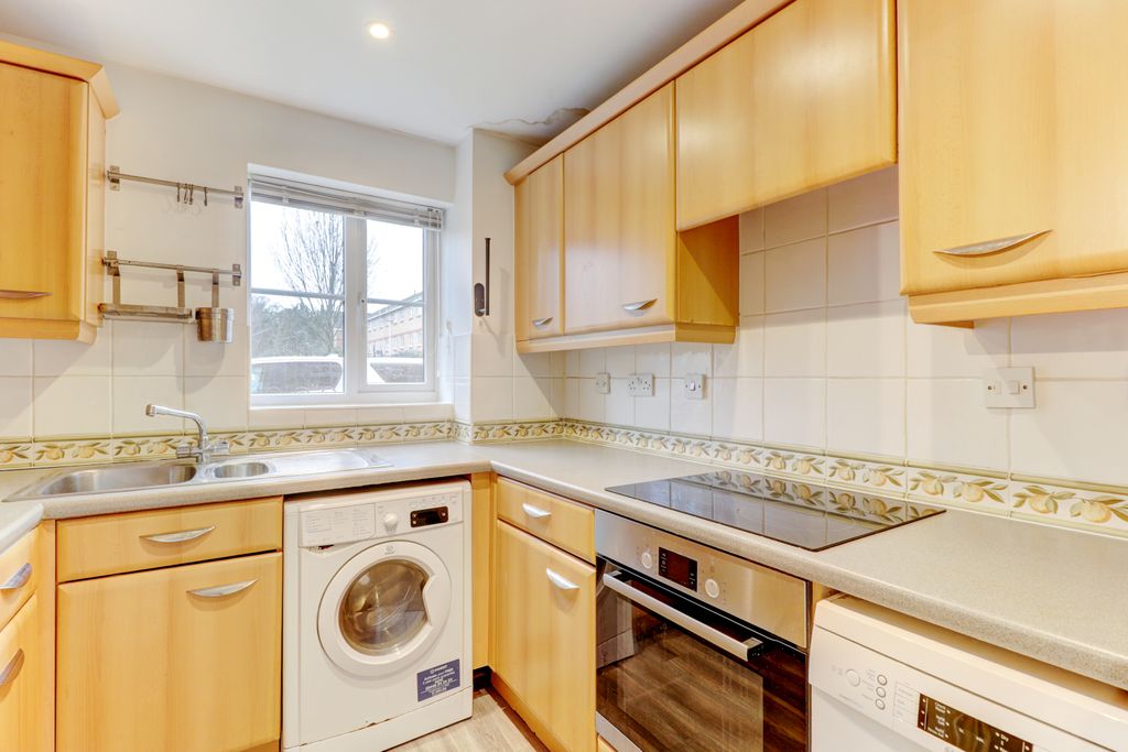 Property photo 3 of 8 Picture No. 02