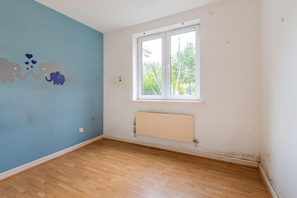 Property photo 3 of 11 11-3.Jpg