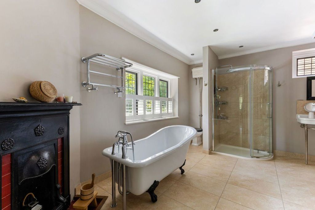 Additional image 10 of 6 bed semi-detached house to rentBrittains Lane TN13