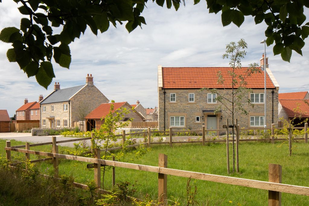 Property photo 2 of 6