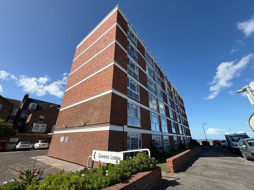 Property photo 2 of 13