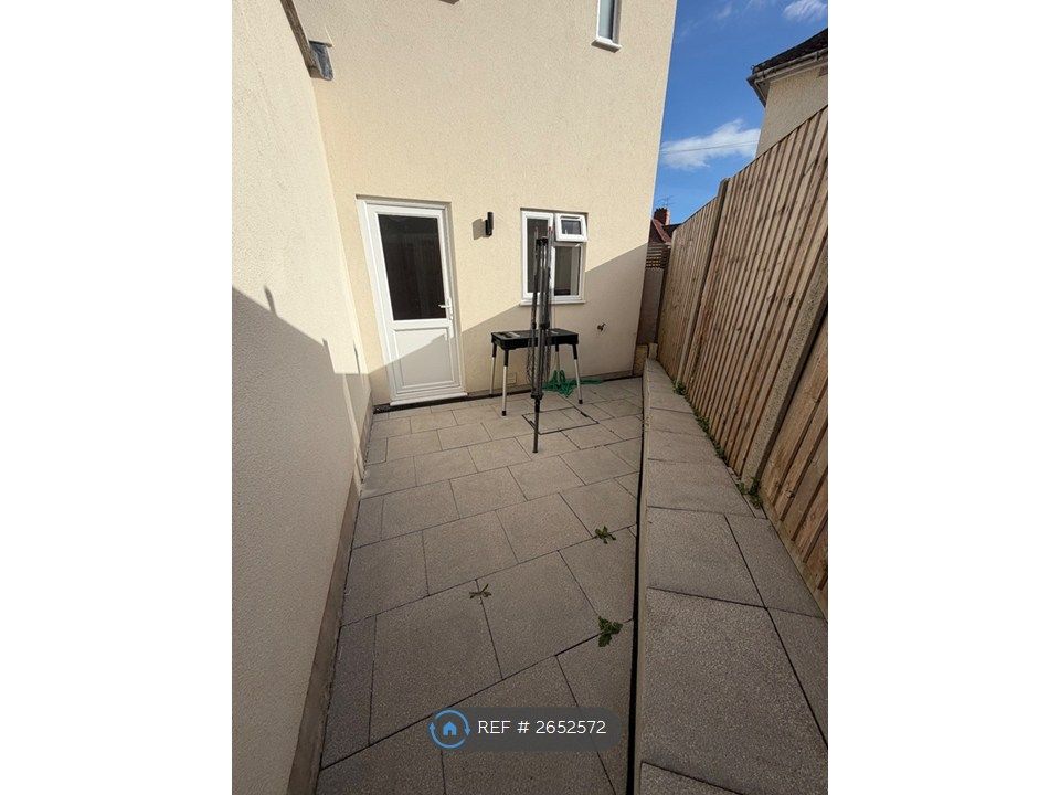 Property photo 3 of 15