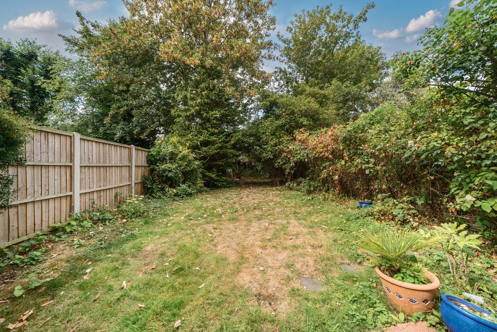 Property photo 3 of 15 1345628-4-68Aeea2...