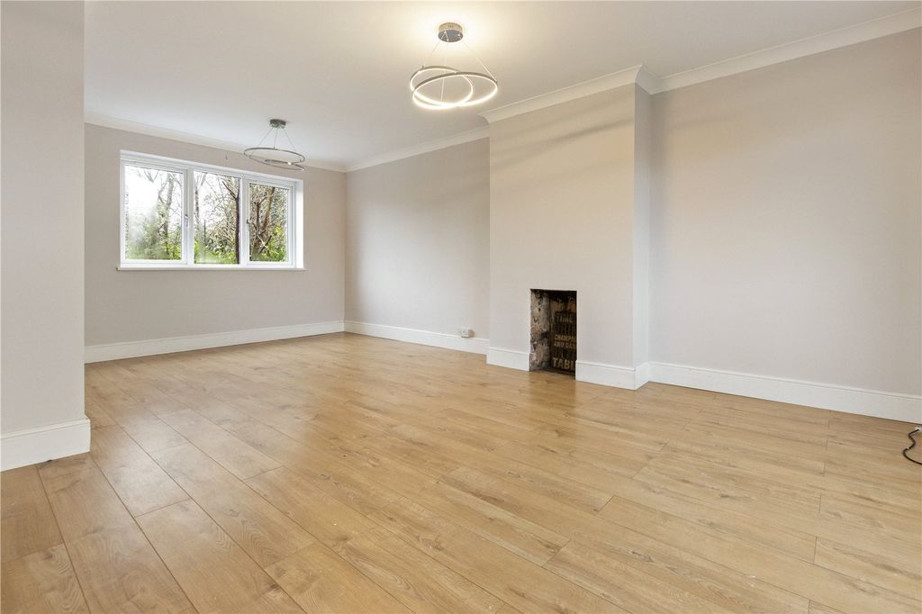 Property photo 3 of 24 Picture No. 24