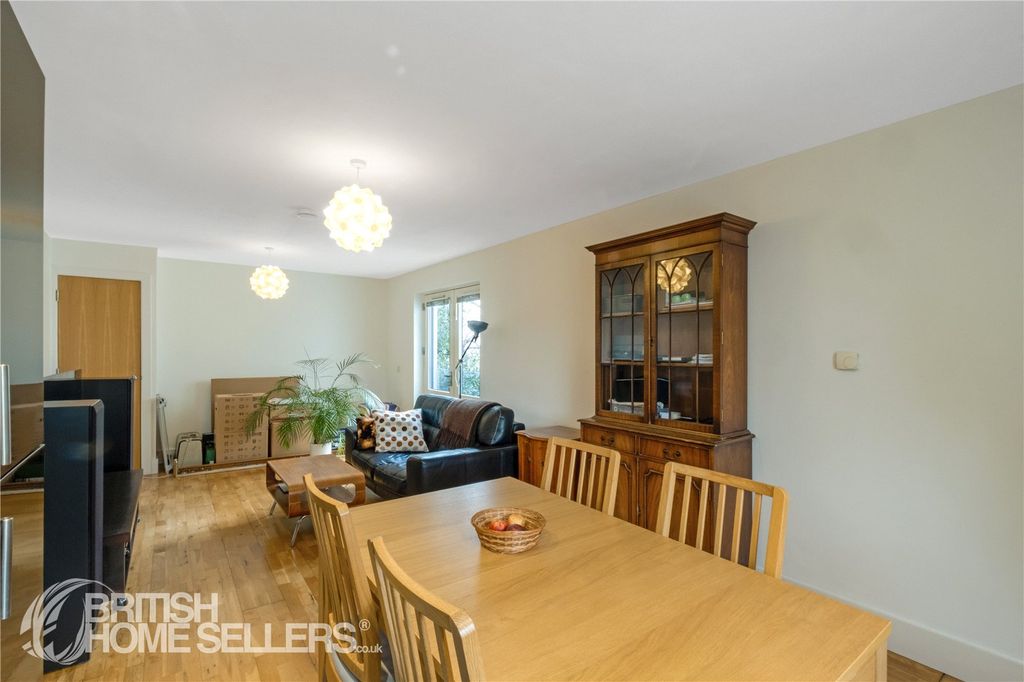 Property photo 1 of 7 Picture No. 09