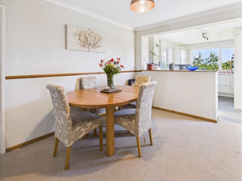 Property photo 2 of 10 Dining Area