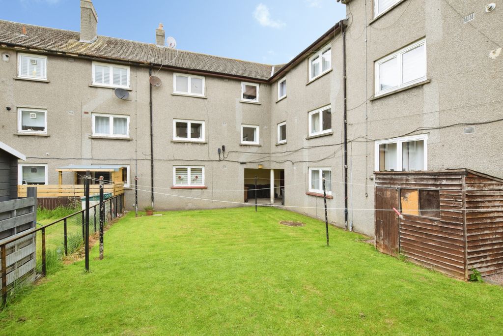 Property photo 2 of 14 Rear Garden