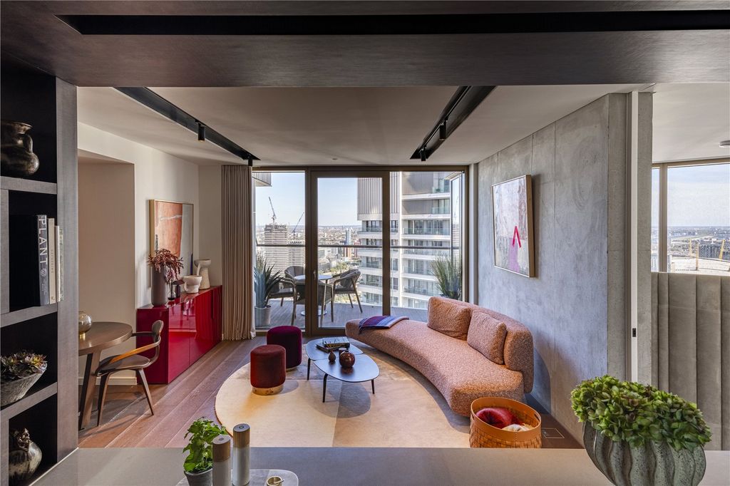 Property photo 2 of 13 Picture No. 16