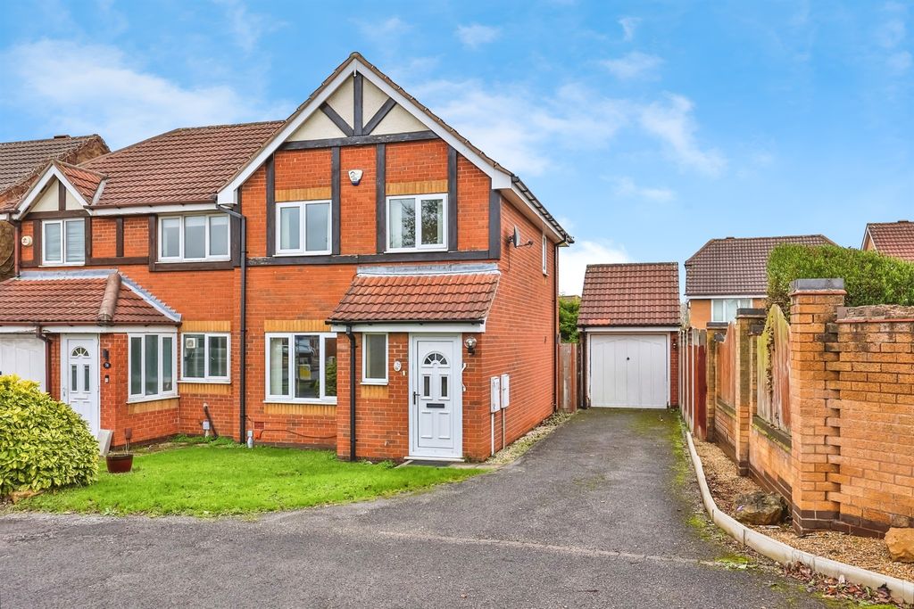 Property photo 1 of 21