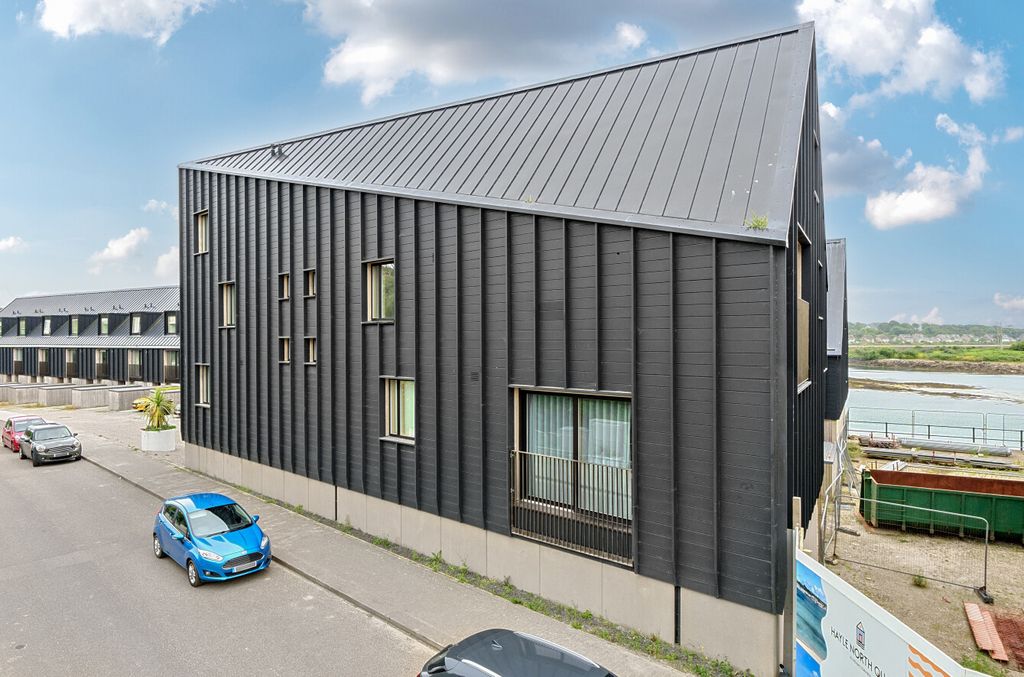 Property photo 1 of 21 1315346-1-685Ab30...