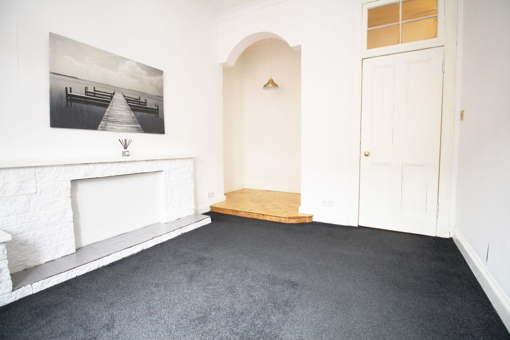 Property photo 3 of 8 Photo 3