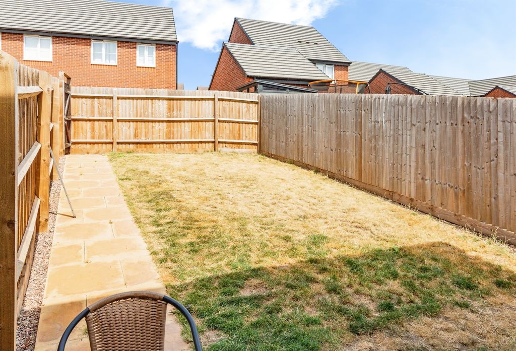 Property photo 2 of 14