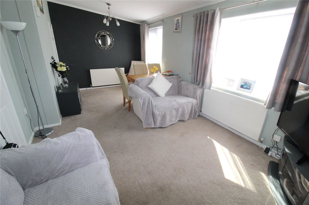 Property photo 2 of 11 Picture No. 09