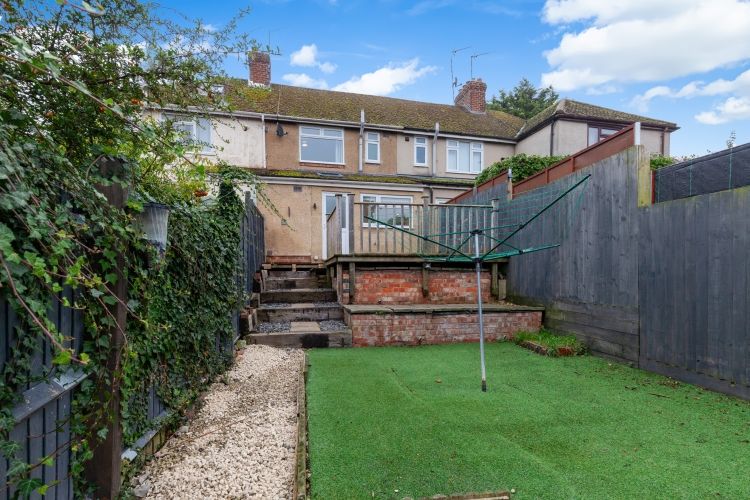 Property photo 3 of 11 238374