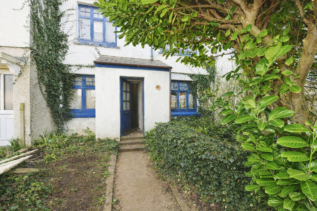 Property photo 1 of 12